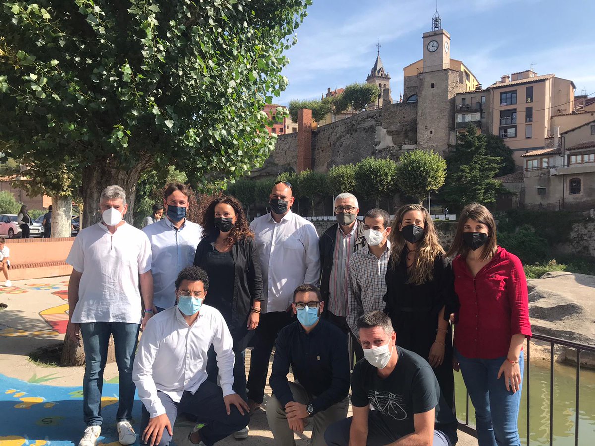 PD_CatCentral's tweet photo. Avui els consellers nacionals de la vegueria de #CatalunyaCentral presents al #CNPDeCAT a #Gironella.
Ens sentim orgullosos d'aquest projecte, un projecte de gent que estima aquest país! https://t.co/udYsucz4OF