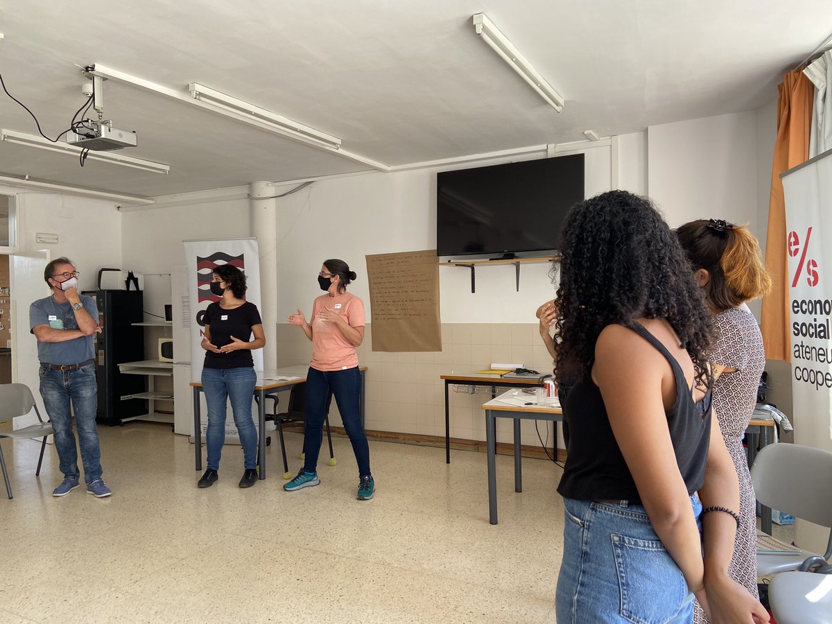 CoopMaresme's tweet photo. Dissabte de jornada formativa sobre l’ètica de les #cures

Comencem parlant de les relacions de poder dins dels col·lectius

L’@esberla_coop, @XarxaClack i @musicopcat són les #coopes formadores

Gràcies @FundacioMaresme per cedir-nos l’espai 😍 https://t.co/IT6wOERBmf