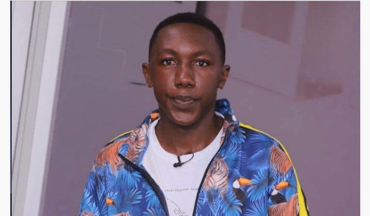 Lazaro_omuganda's tweet photo. #Ucut kalakata: tuli wano ne kayz ku university of understanding
Kayz , how is your course
Kayz: course eyokya 🔥🔥 https://t.co/GMDaggcBLF