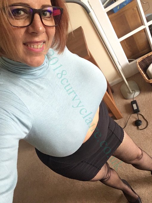 Mini Skirt with fishnets https://t.co/VHw3zM1Uhk<a href="/tag/leather"class="tags"><span>#leather</span></a><a href="/tag/boots"class="tags"><span>#boots</span></a><a href="/tag/miniskirts"class="tags"><span>#miniskirts</span></a>