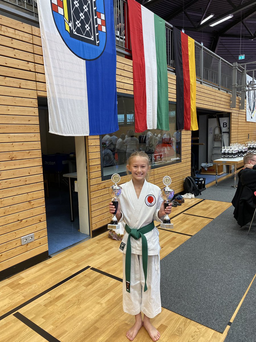 zahnfee_ingo's tweet photo. 1st place Kumite and 2nd place Kata at the German championship. So proud of her 🏆👊🏻🏆👊🏻 #jka #jkakarate #jkafamily #djkb #championchip #germanchampionship #winner #champion #karatedogladbeck https://t.co/nvi3RPk9bq