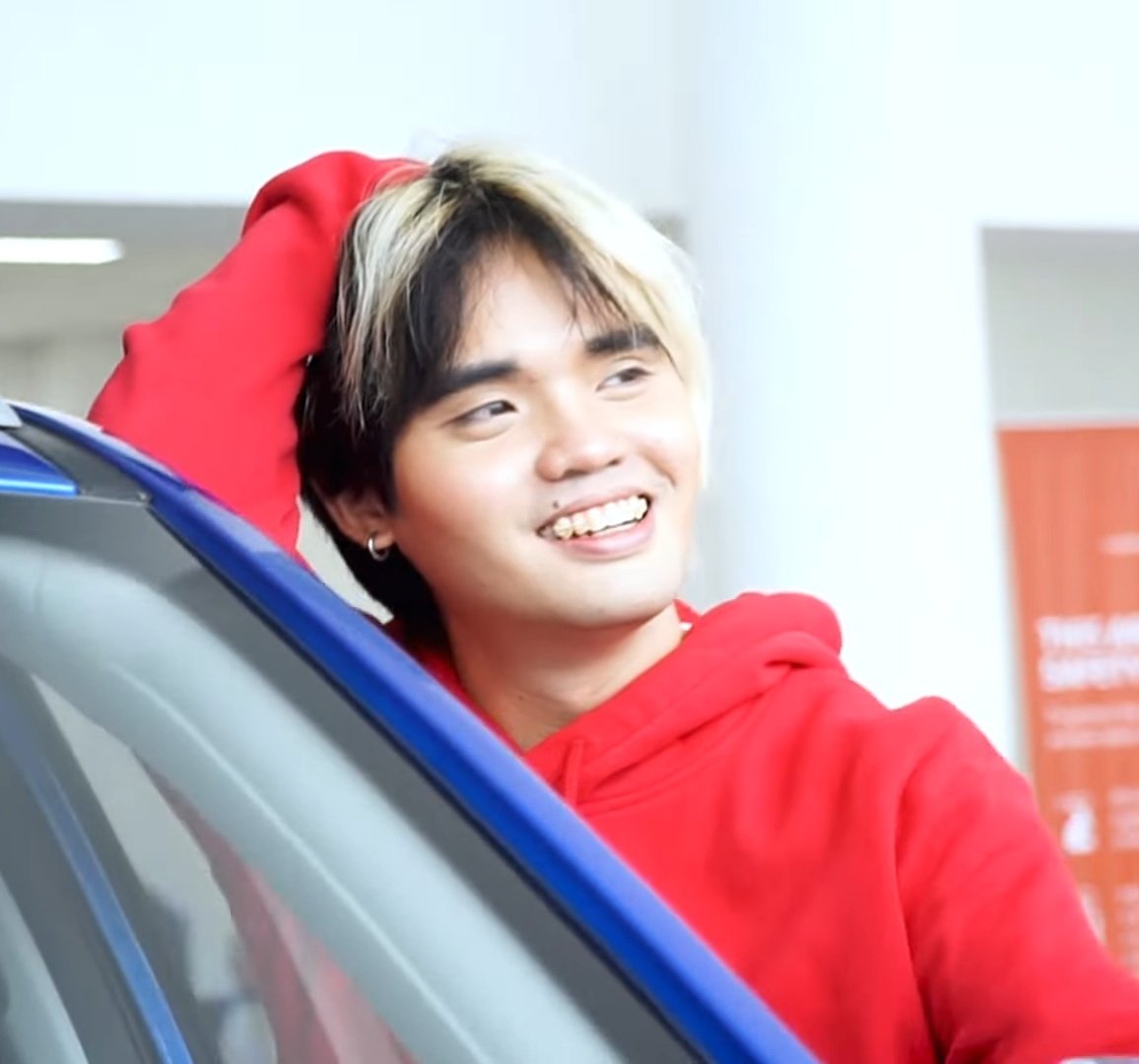 dailynase's tweet photo. Napakagwapong model naman nito~🤩💕

ATINxSB19 MONTHSARY
@SB19Official #SB19 
#SB19RoadtripOutTakes
#SB19_PABLO @imszmc https://t.co/ZZcgu8SnE2