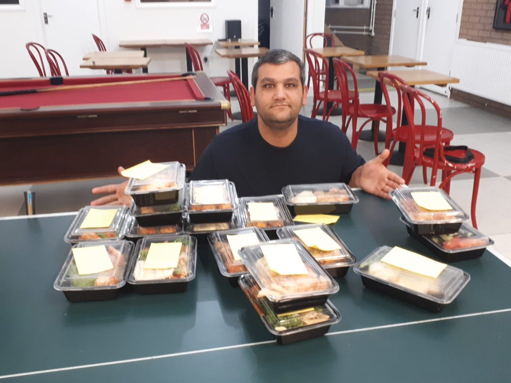 SpinMcr's tweet photo. We would like to say a massive thank you to @PaulBurroughs85 & @IpswichTown for the top meals you donated to us for our residents! Certainly went down & treat! π± π₯ We all have our fingers crossed you get the 3 points today! β½οΈ β½οΈ #SupportingPeopleInNeed https://t.co/tJNos2sC7y