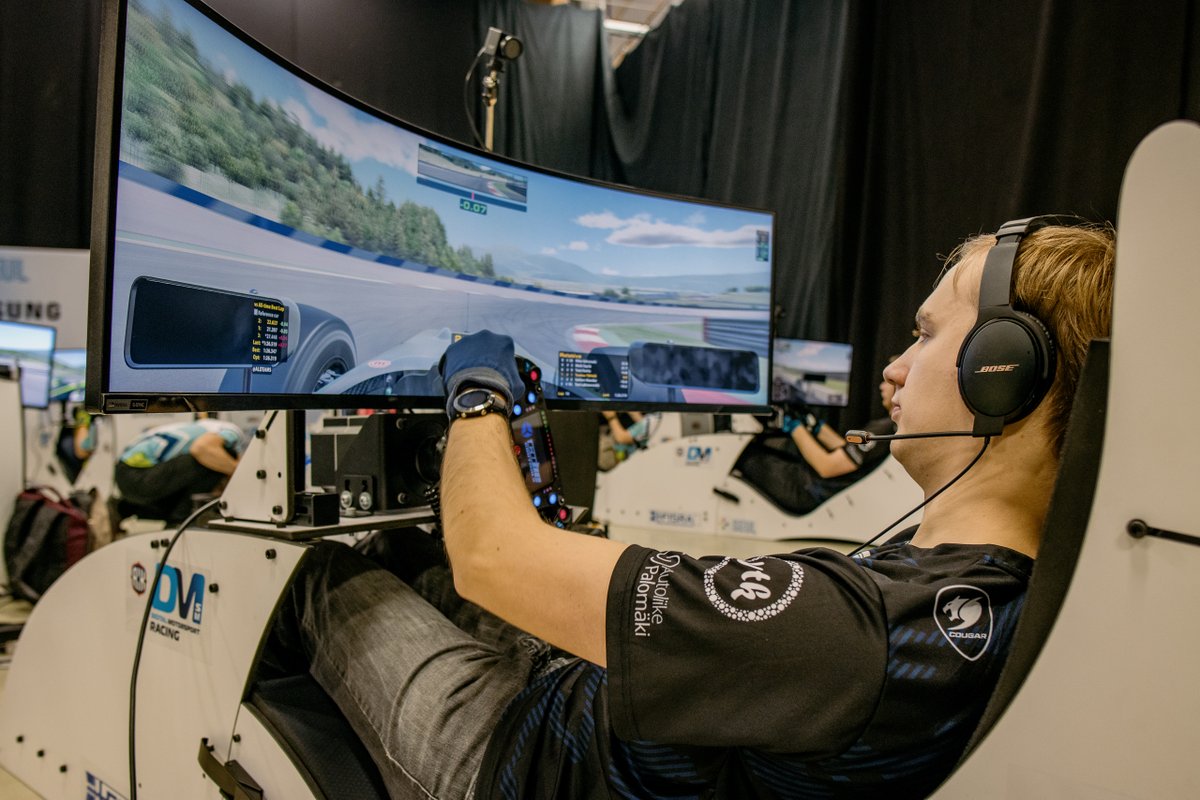 KOVASIM1's tweet photo. π₯ Focus is ON!
Follow Digital Racing #eSM live from #RallyFinland at 16:10 EEST on YLE TV2 and:
https://t.co/YvYnIJbced
https://t.co/hYN1SVVMk9
#KOVA #KOVASIM #Ammattinaesport #simracingfi #esportsfi https://t.co/xC6eZ7pqOh