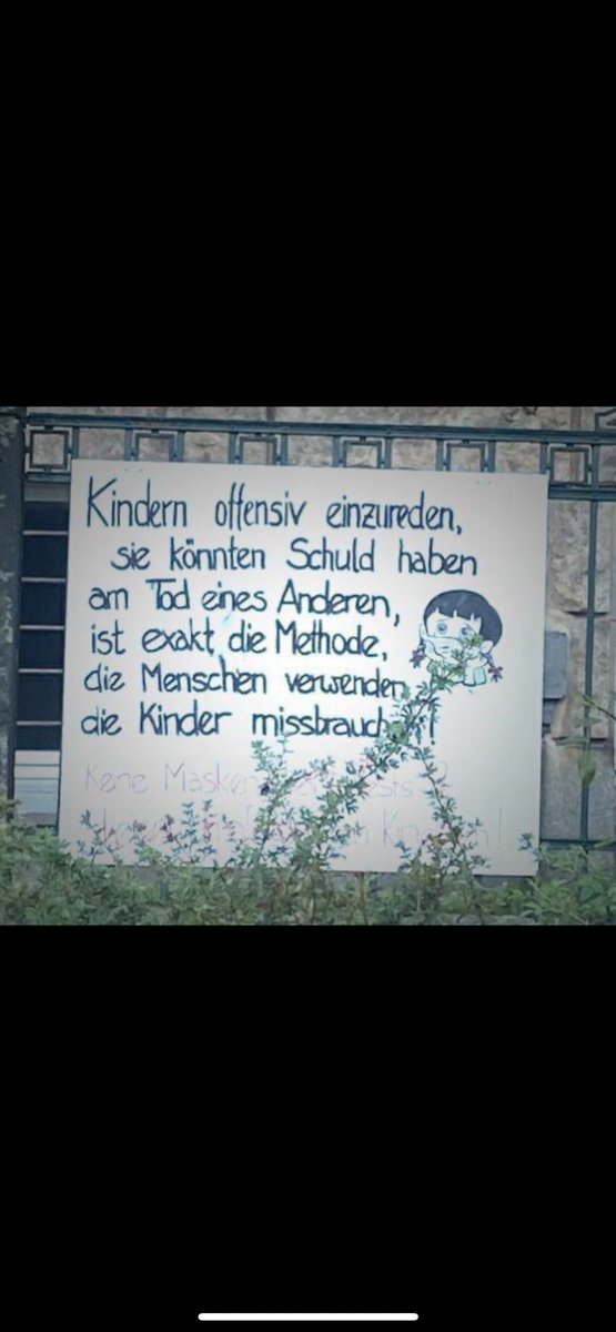 F1Vet's tweet photo. @KM_BW Das ist eine ignorante und menschenverachtende Behandlung unserer Kinder. Warum sind diese noch 2 Wochen „gefangen“ in ihrem sog. Sicherheitszaun? Sie quälen bewusst Kinderherzen. Kinder können sich nicht wehren. Kinder sind keine Pandemietreiber. Hören Sie auf damit❗️ https://t.co/nlfCfdbqhs
