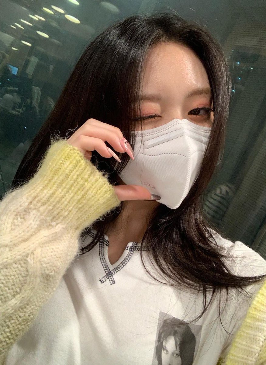 hourly yuna tweet media