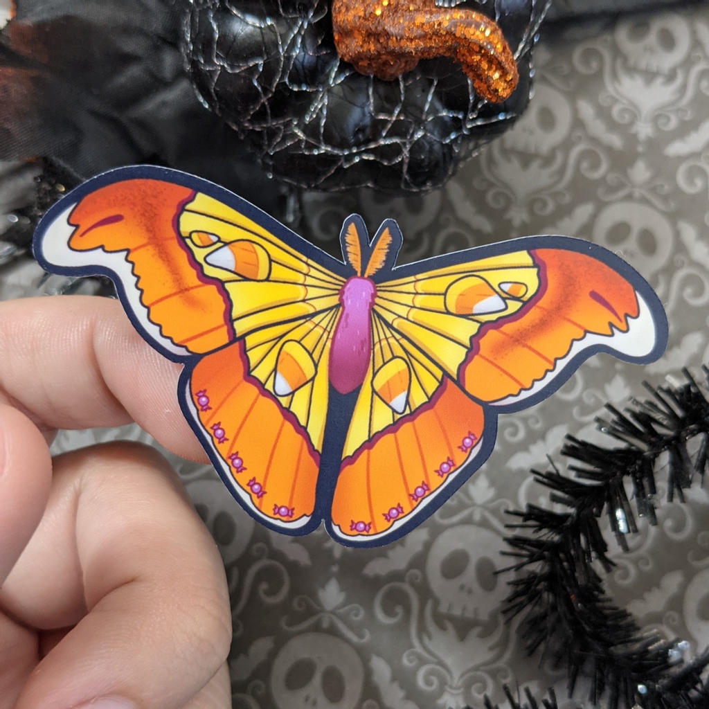 chibitori_co's tweet photo. 🧡 candy corn moth 🧡⁠
⁠
#vinylsticker #halloween #madeinpittsburgh https://t.co/4vHt7f8Xlp