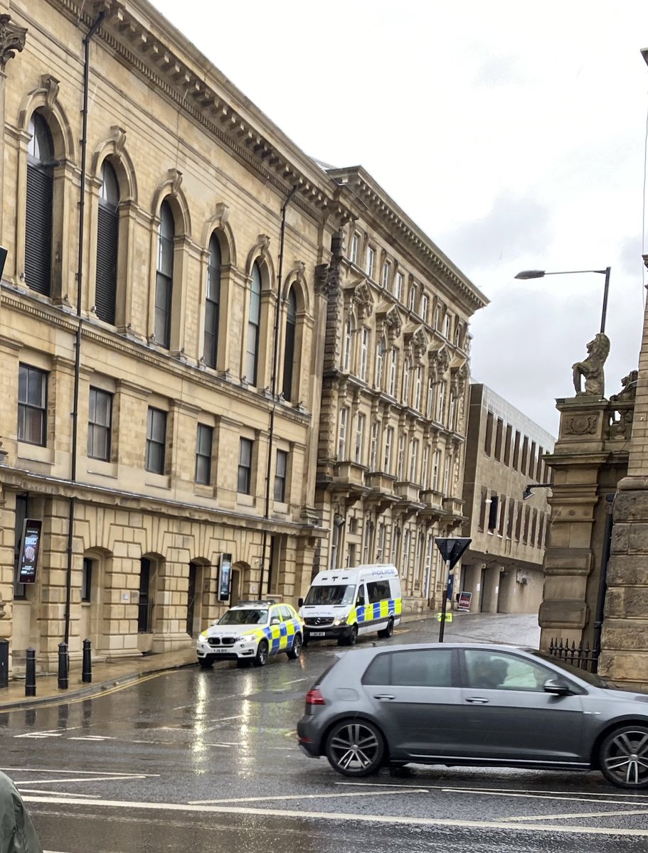 Know2Judge's tweet photo. It’s match day here in Bradford as The Bantams play Rochdale and police are out to ensure all is orderly. A big appreciation to the emergency services for ensuring public safety. #Bradford, #city, #bantams, #policing, #saefty https://t.co/Wga8qqWyJK