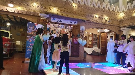KNews2030_KSA's tweet photo. في ختام برامج الاحتفال باليوم الوطني 91 .. كيان في متحف الحمدان التراثي @halabi_al 
#خبر_الرياض_الإلكترونية https://t.co/xeUJ64XICo