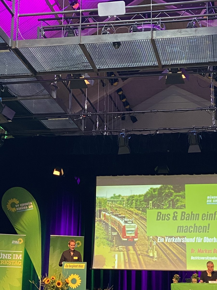 Wie wir #Bus und #Bahn einfach machen. Dazu jetzt <a href="/der_buechler/">Markus Büchler</a> 
#bezirksversammlung #oberbayern #grüne