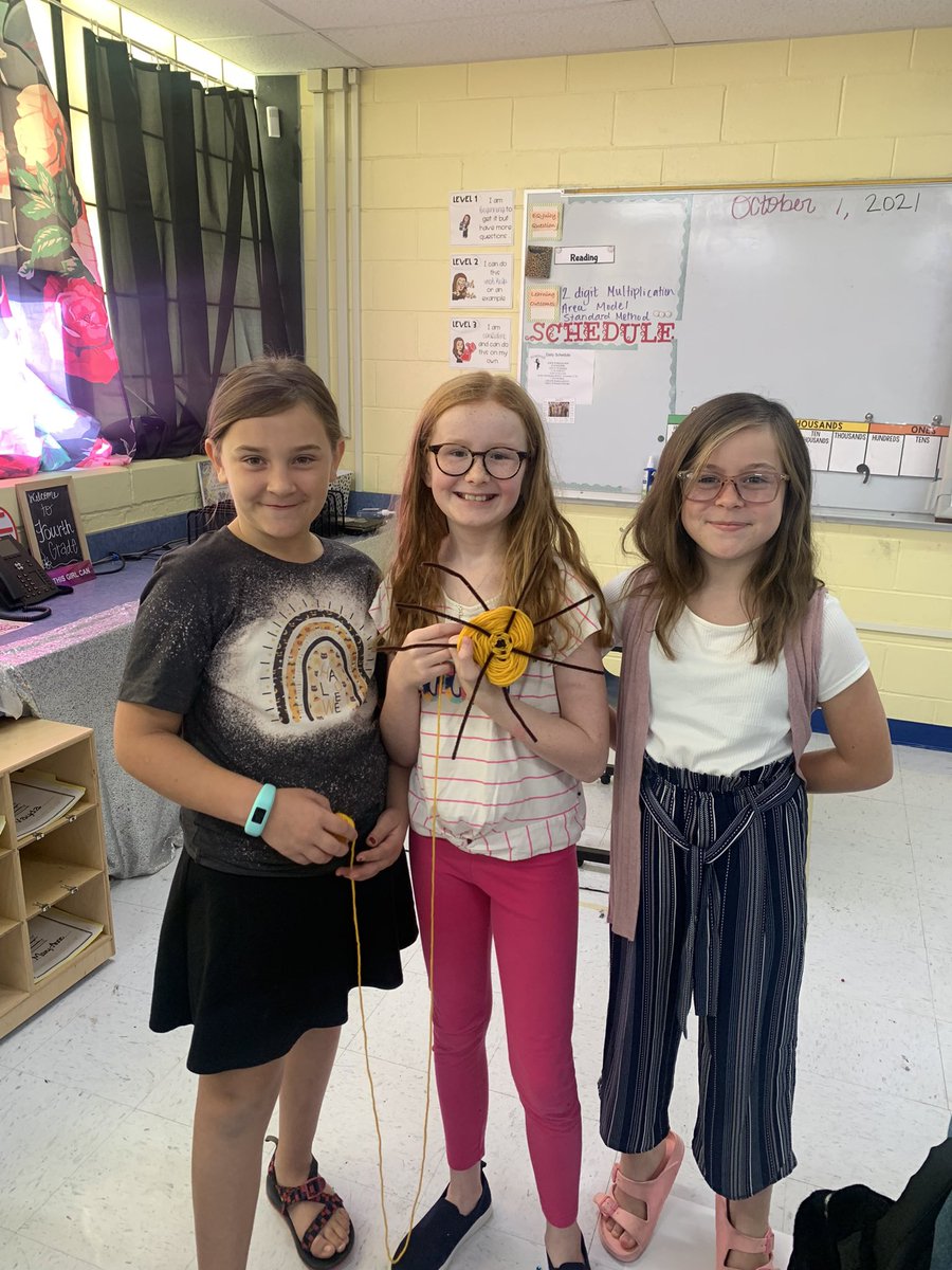 4thBarton's tweet photo. October STEM activities! https://t.co/OreoVArTYl