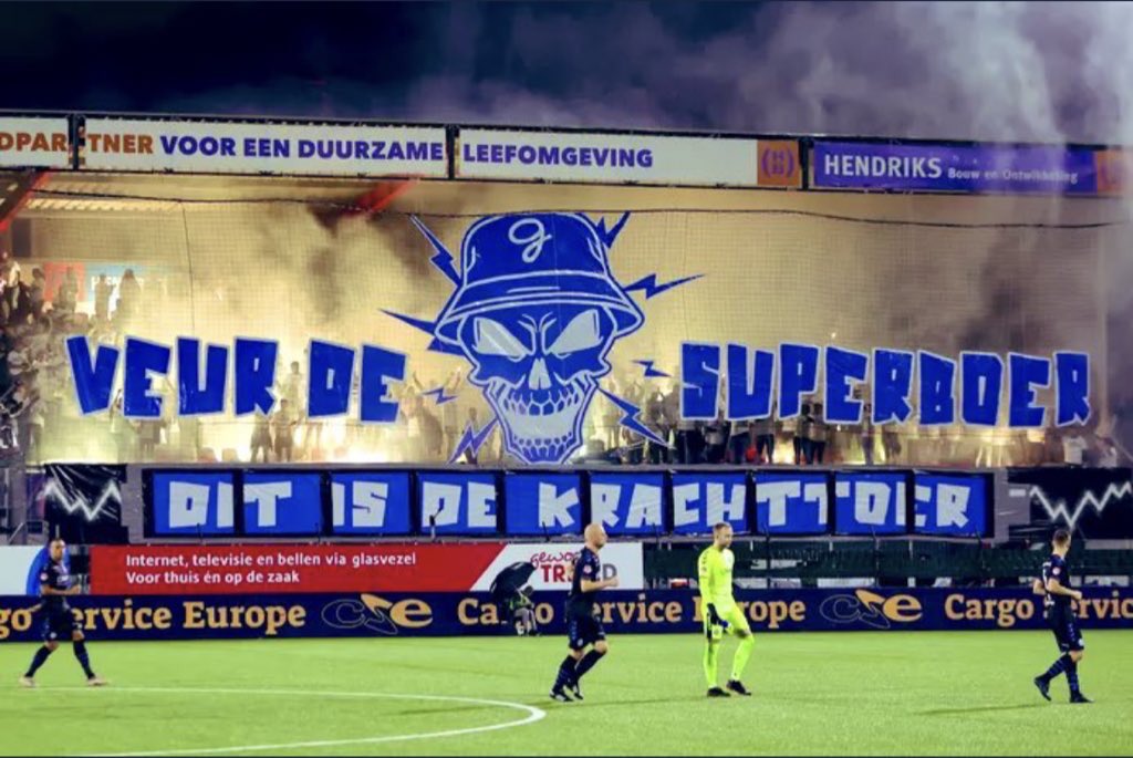 mysteryftblshop's tweet photo. Keuken Kampioen Divisie ⚽️🔥
De supporters van de Graafschap en NAC Breda hadden mooie sfeeracties op de tribunes gisteravond in de #KKD #Superboeren #Ratjes https://t.co/p6ivO0oEDt