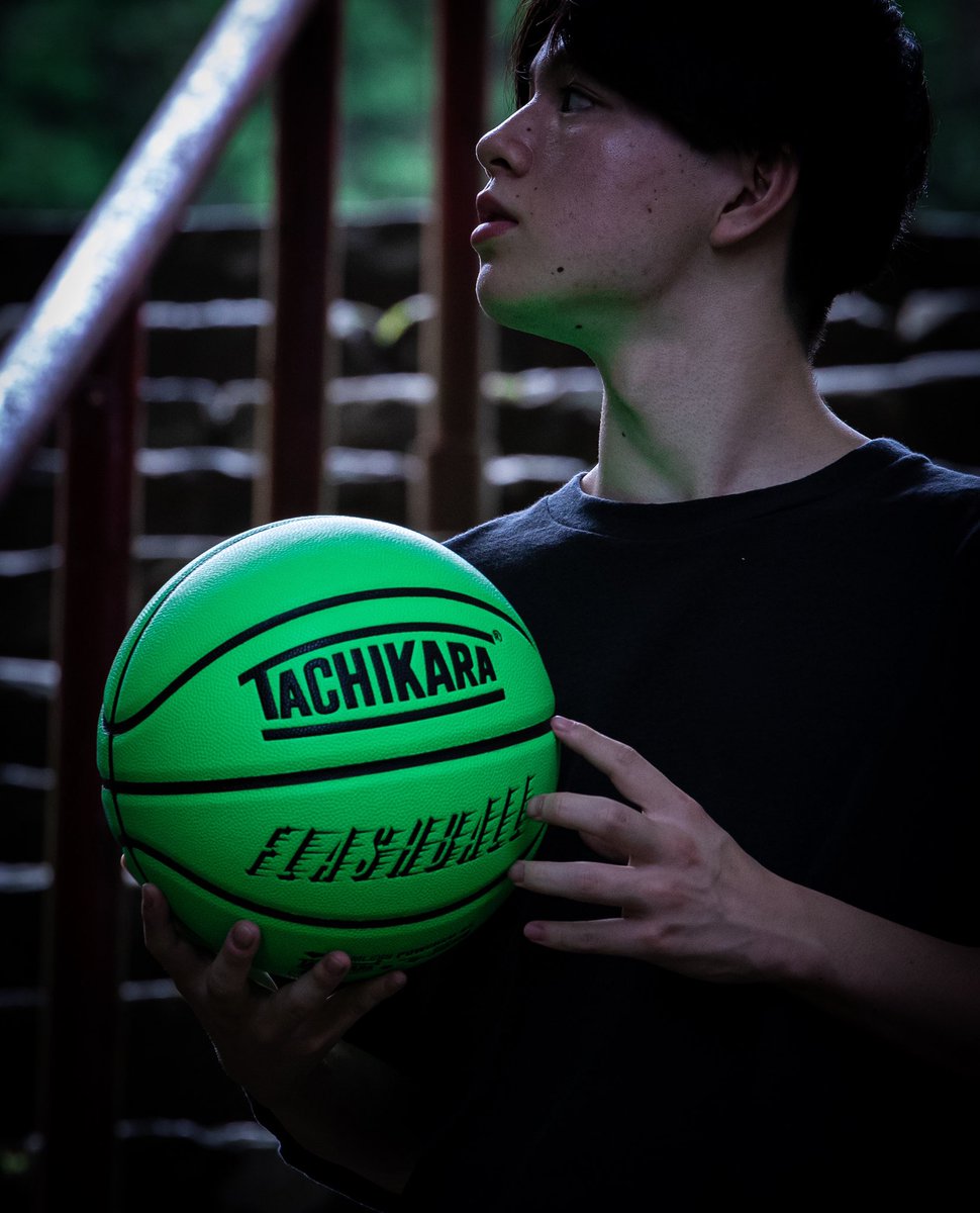 HARUKI_0o0's tweet photo. TACHIKARA -FLASHBALL-
@TACHIKARA_jp
// model. Ryota //
#basketball #STREETBALL
#TACHIKARA #flashball
#greengreengreen💚
#Snapshot #digitalSLR
#closeupshot
#BasketballPhotographer
#hrk_0o0 https://t.co/OY50ZtLItR