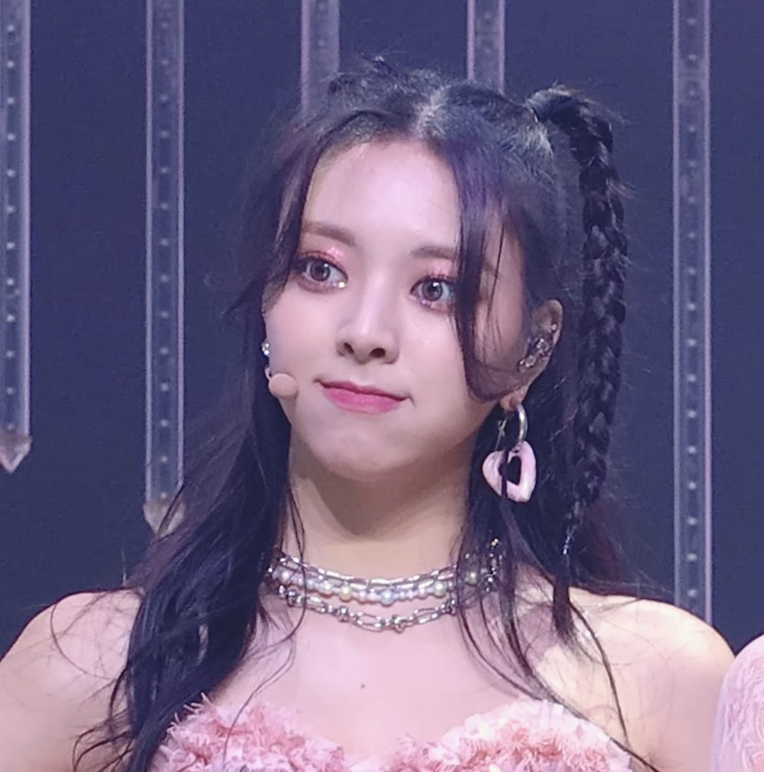 hourly yuna tweet media