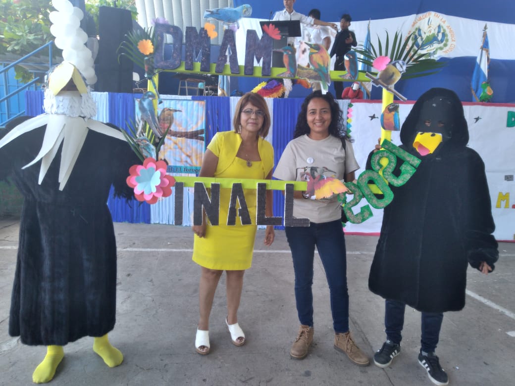 enviroamericas's tweet photo. El Instituto Nacional del Puerto de la Libertad (INALL) en El Salvador celebrando el Día Mundial de las Aves Migratorias 2021
Felicitaciones a todos por tan admirable entusiasmo, dedicación y creatividad
#SingFlySoar #LikeABird #WMBD2021 #DMAM2021 #CantaVuelaElévate https://t.co/FWhZYFol64