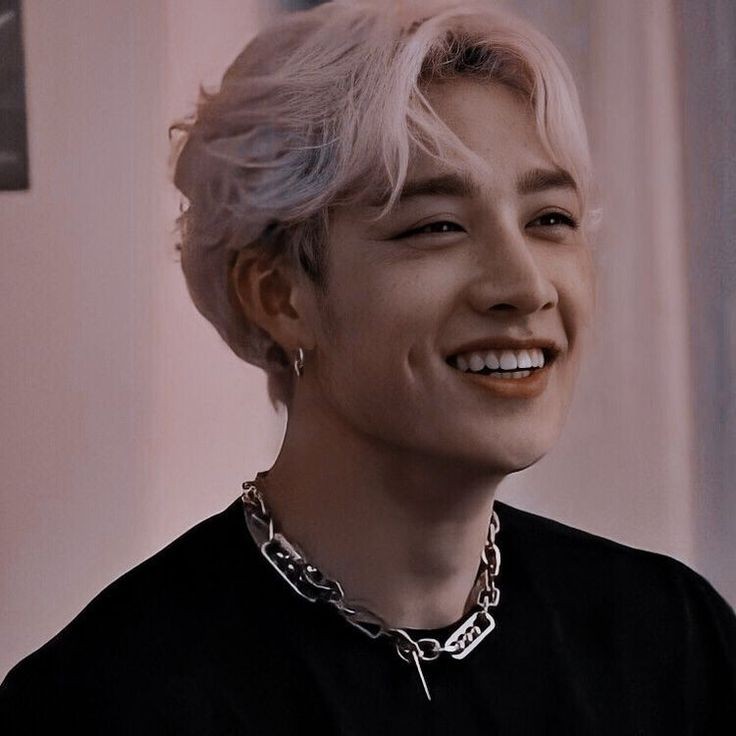 С днем рождения, наш любимый и самый прекрасный лидер, Чанни 🐺💛

OUR NORTHSTAR BANG CHAN
#TripleThreatBangChan
#못하는걸_못하는_천리방생일
#HappyBangChanDay