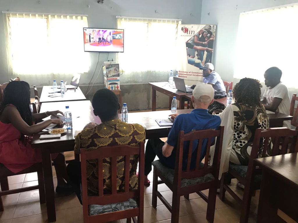 EoC_AECAC's tweet photo. #EoF2021 #francescoeconomy From Yaoundé, #cameroon @FrancescoEcon @LoftyAzeumo https://t.co/3fYofGDqgY