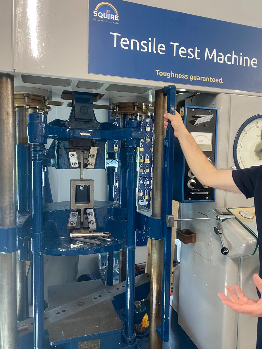 EuropeSecurity's tweet image. Deze week Squire sloten fabriek bezocht.
Sterk en krachtig gegarandeerd!