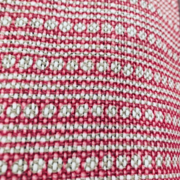 AliUnique2017's tweet photo. weLoveFabric #LONDON #AMUSF #UPHOLSTERY #silk #velvet #wool #boucle #linen #damask 
#interiors #softfurnishings #greeninteriors #blueinteriors #cushions #softfurnishings #upholstery #upholsteryfabric #eclecticfurnishings #magamistuba #vaip #köök #kodudisain #idee #remotework https://t.co/YtHqtgkVhO