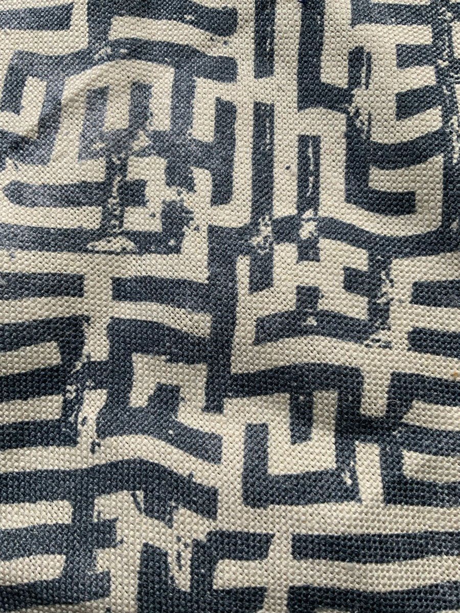 AliUnique2017's tweet photo. weLoveFabric #LONDON #AMUSF #UPHOLSTERY #silk #velvet #wool #boucle #linen #damask 
#interiors #softfurnishings #greeninteriors #blueinteriors #cushions #softfurnishings #upholstery #upholsteryfabric #eclecticfurnishings #magamistuba #vaip #köök #kodudisain #idee #remotework https://t.co/wQI23PFA40