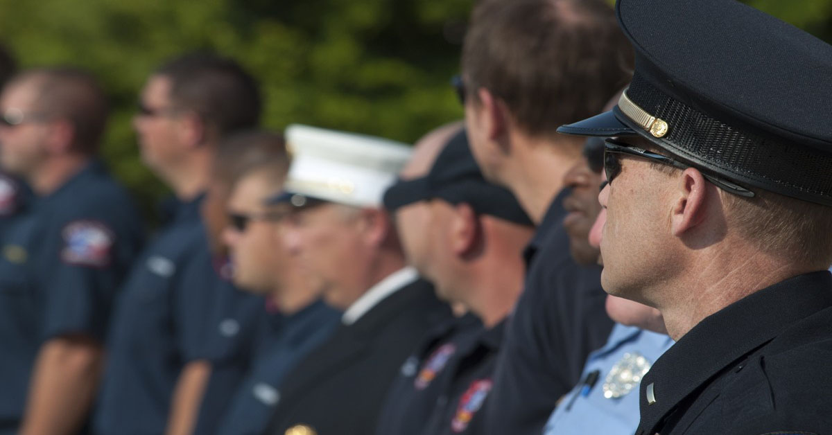 #ultimora Riace. Poliziotto convince 'ndranghetista ad accogliere migrante per cercare di farlo condannare
lercio.it/riace-poliziot…