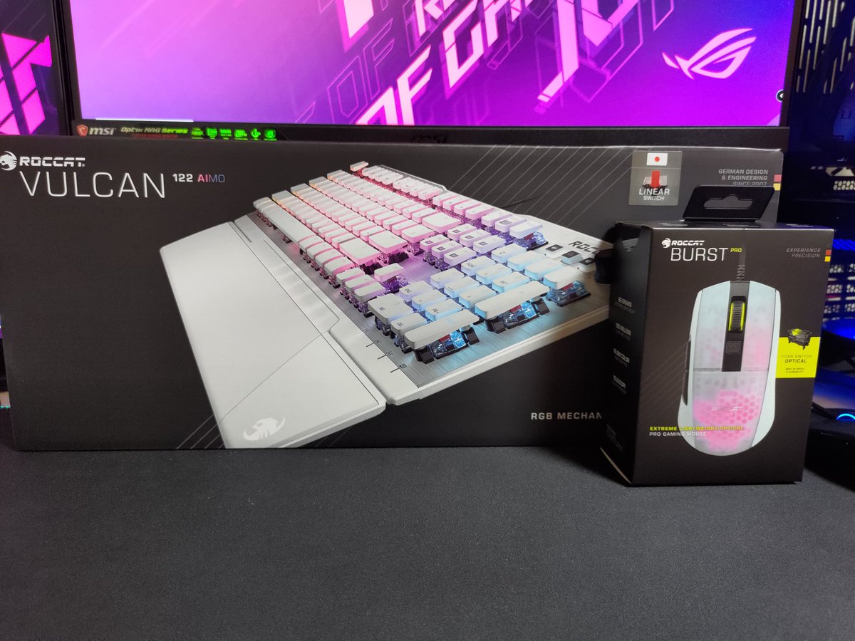 ArchenemyKhaos's tweet photo. キーボード&マウス開封!
このキーボードカッコよすぎやしませんかね…手垢には気を付けようw
#自作PC
#キーボード
#ROCCAT
#VULCAN
#BURSTPRO https://t.co/hLf6vfN7Ws