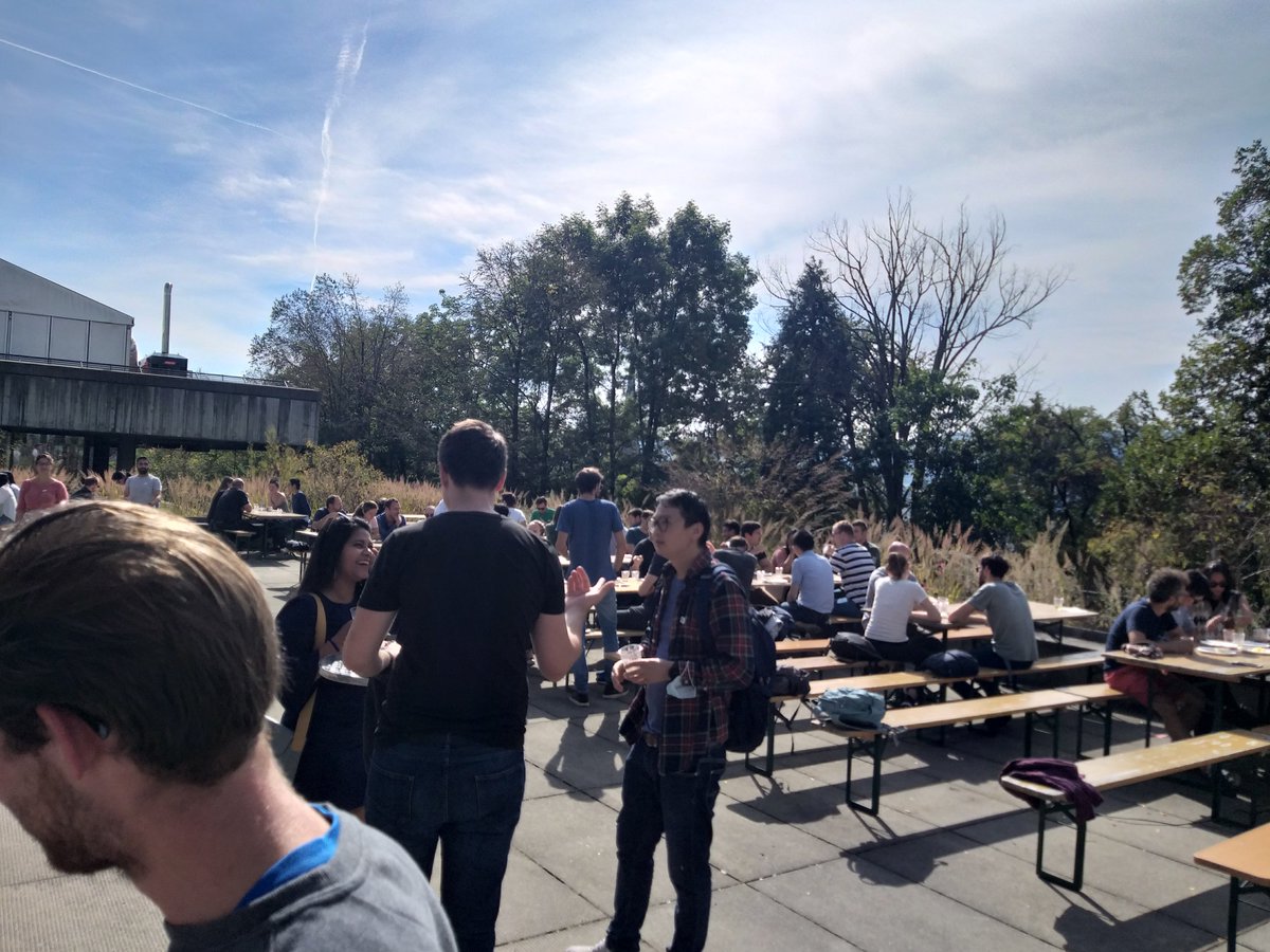 leonnelrg's tweet photo. Great barbecue of the Association of Scientific Staff at ETH #AVETH - #postdoc ! Nice to meet new people in the city ♡ @ETH_en #BBQ #Sunny https://t.co/KYcabFcBTa