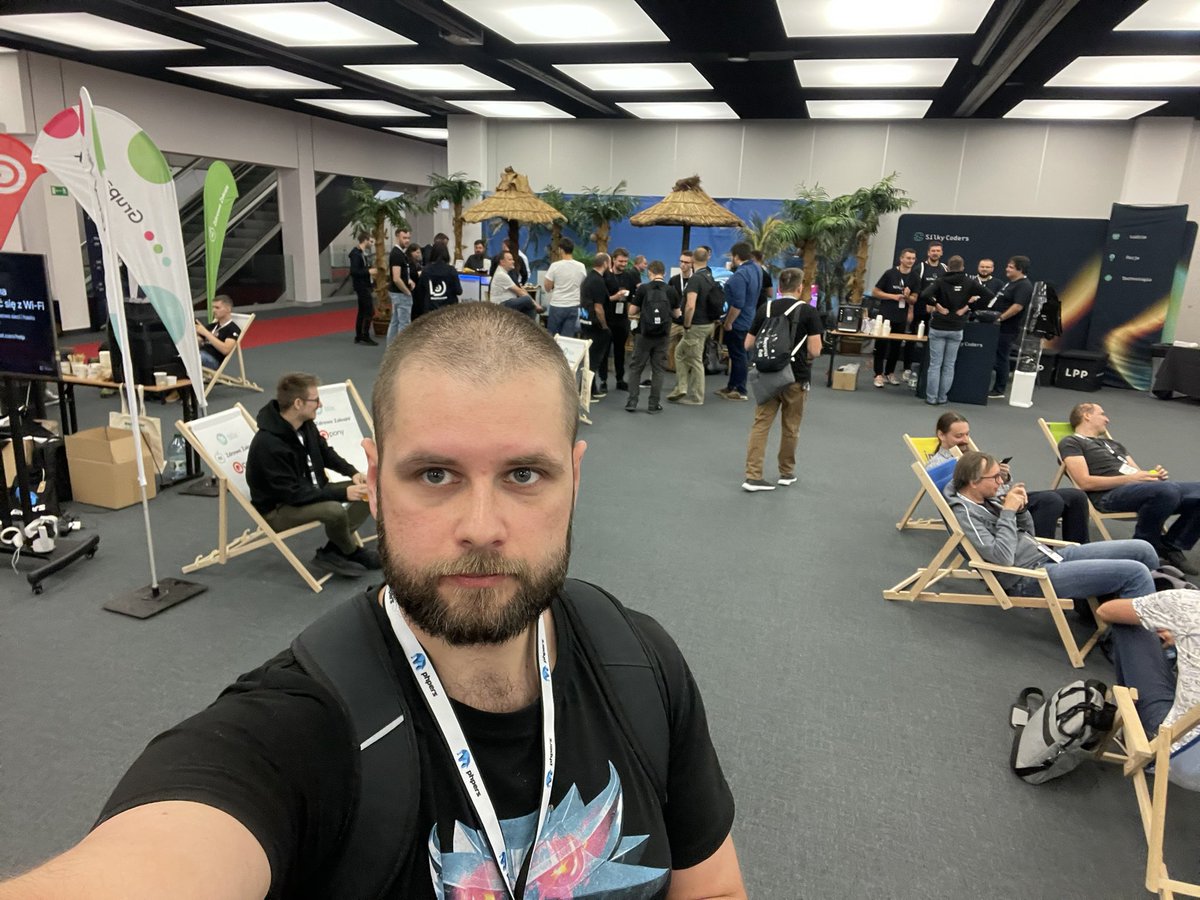 rzeczkowskip's tweet photo. Pierwszy wypad live od @PHPConPoland 2019. @PHPersPL #phpers #phperssummit https://t.co/04XyjhBRj4