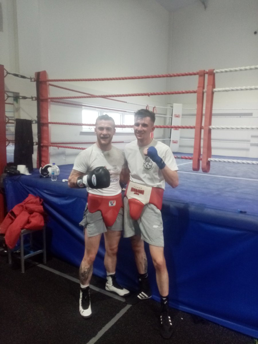 Davidmcanally8's tweet photo. Gid roons in Aberdeen fur @ArranMcgarvie and @mccord_calvin wae @billystuart56 fanks tae @Northern_SC_Ltd 🥊🥊 https://t.co/8UB1BBBIJu