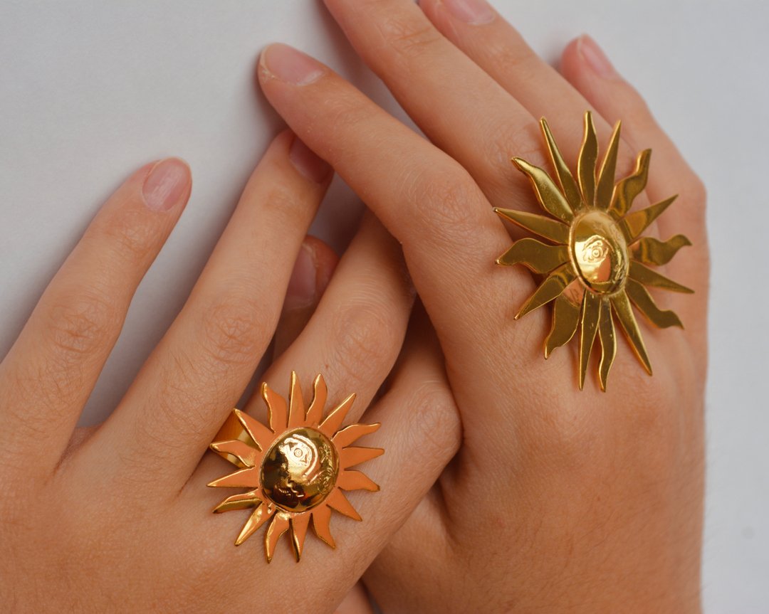 The sun shines not on us but in us. 🔥

Shop our #LHAstralCollection at linahernandez.com

#JohnMuir #linahernandez #newyorkjewelry #latamdesigners