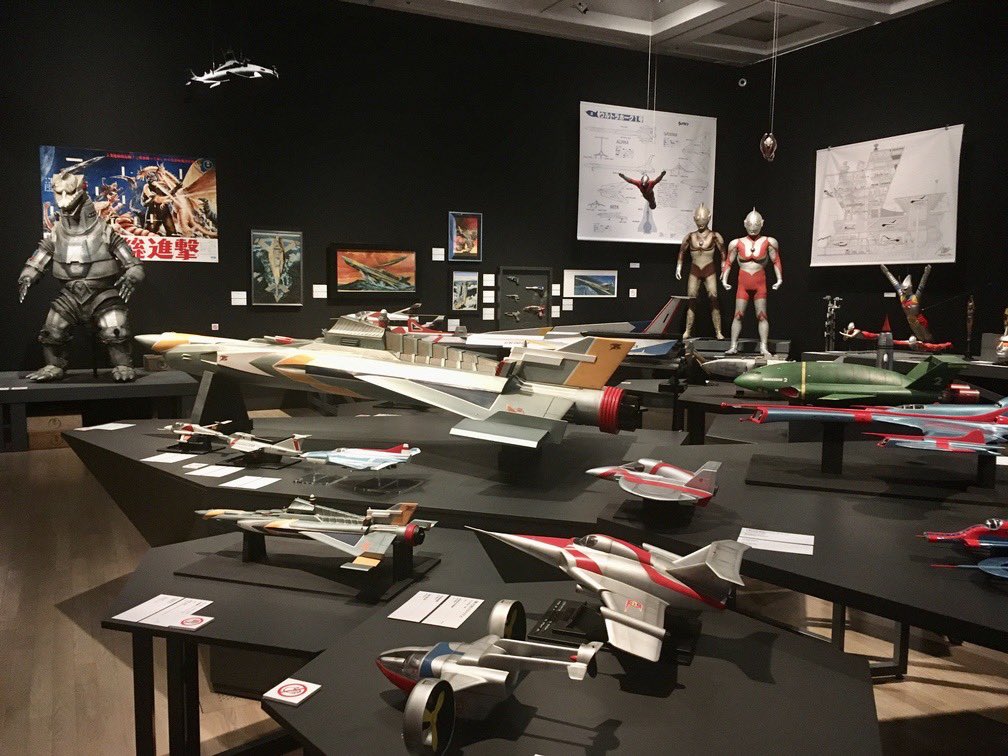 mupon_app's tweet photo. 「エヴァンゲリオン」「シン・ゴジラ」などの名作の生みの親、庵野秀明の世界を体感できる大規模展が国立新美術館で開催中。
アマチュア時代から最新作「シン・仮面ライダー」まで、1500点以上の多彩な資料が余すところなく公開されます。会期は12月19日まで
#TokyoArtBeat
https://t.co/MGgxQHd5eK https://t.co/7noJVZWEek
