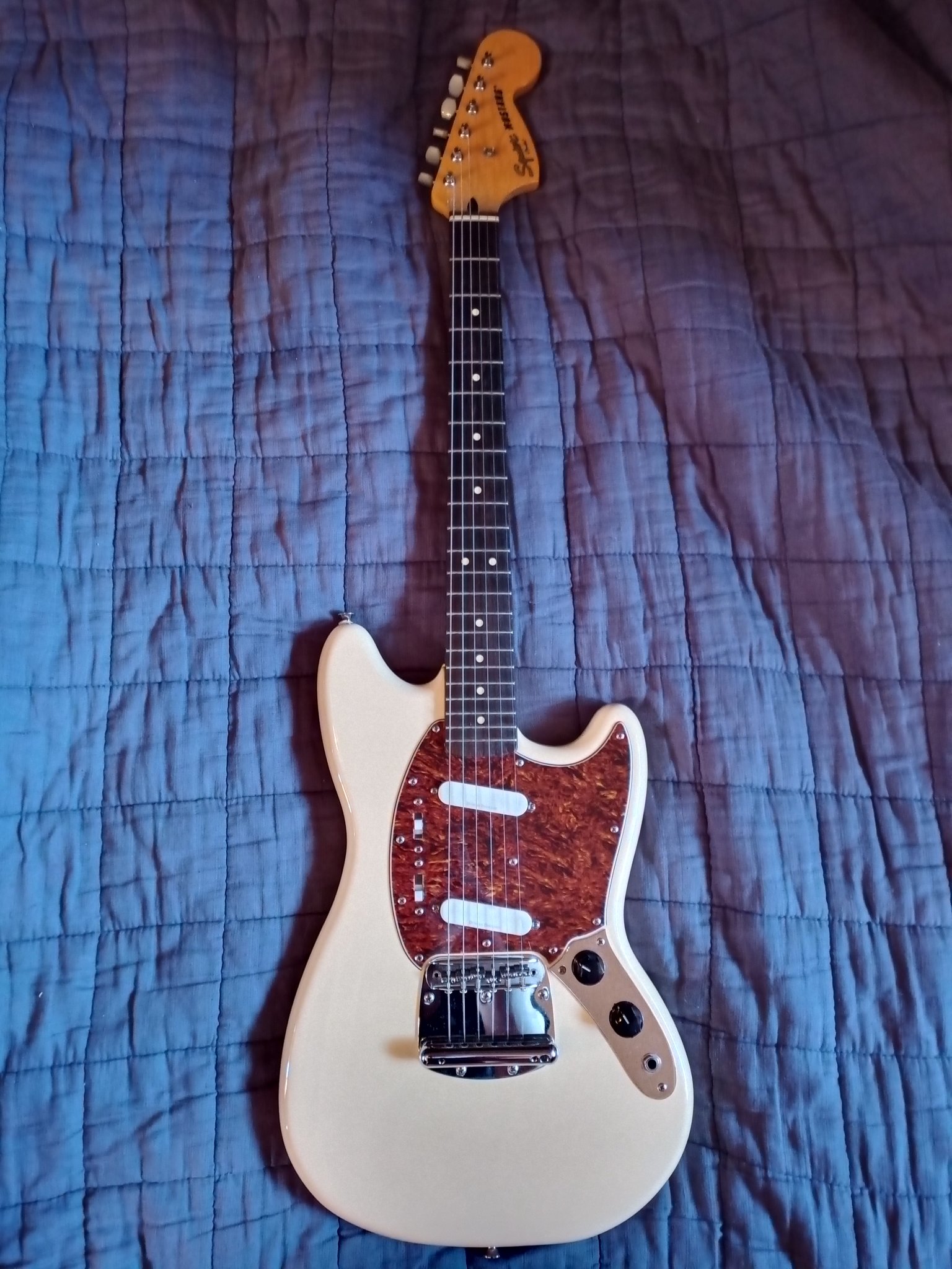 Fender ムスタング 常田大希カスタム King Gnu 常田大希のムスタングをつくりました 【解説あり