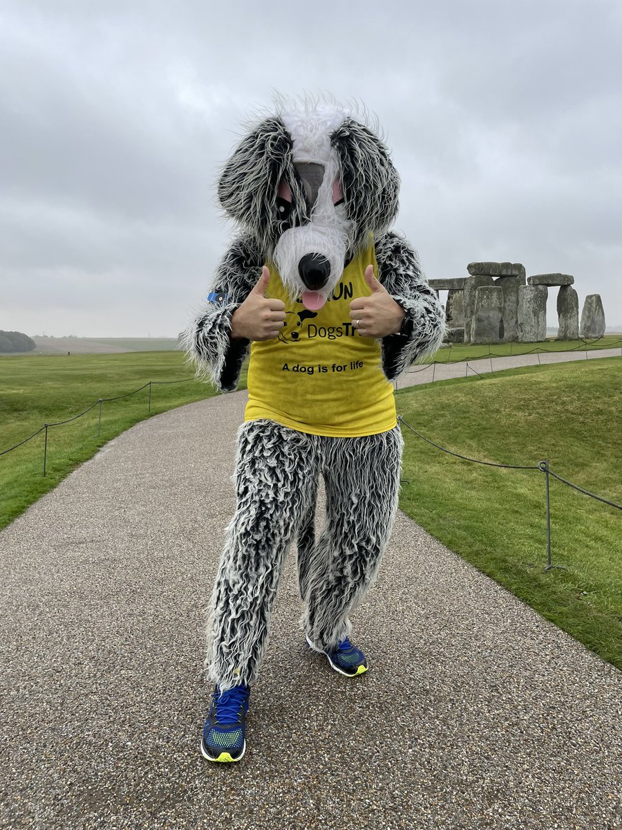 Cplgoose's tweet photo. If you see this running around the #LondonMarathon as we all #WeRunTogether please give us a cheer, even better donate at: https://t.co/konEGETOxU

Please retweet.. https://t.co/QGT02421ET