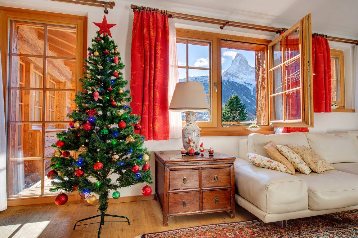 marilyn_perren's tweet photo. Discover our @ChaletUlysseZermatt book your own ski Chalet. Great prices and availabilities #rentals #zermatt #ski #WINTER #matterhorn #inLovewithZermatt #snow #holiday #holidays #Switzerland #skioffers #mountain #inlovewithswitzerland #roomwithaview https://t.co/YhNqJiF3zJ