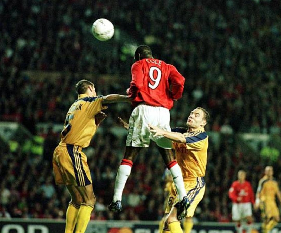 2000s Football (FootballFrom00s) Twitter