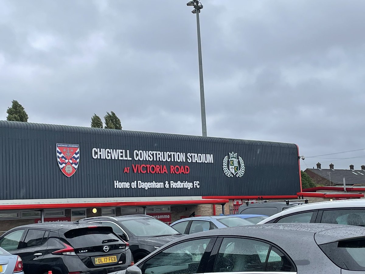 skilburn's tweet photo. @altrinchamfc bit wet in East London today, but ready for the boys to give it their all! Come on you Robins! https://t.co/74DWGXJSxl
