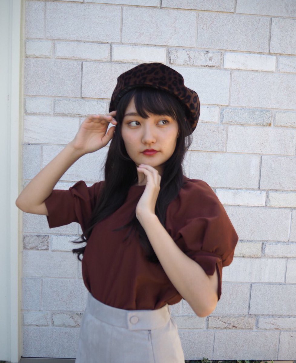 kuru_komomo's tweet photo. 🌷美人百花決勝まで後14日🌷

家のミルクちゃん可愛すぎる😳🐶のでお裾分け！！！！

mystaもチアチア毎日応援ありがとうございます👶💖
秋コーデどうでしたか？？どっちのコーデが好きでしたかー？
#mysta #モデル　#配信者　#SHOWR  #美人百花 https://t.co/ScvSTzYlAz