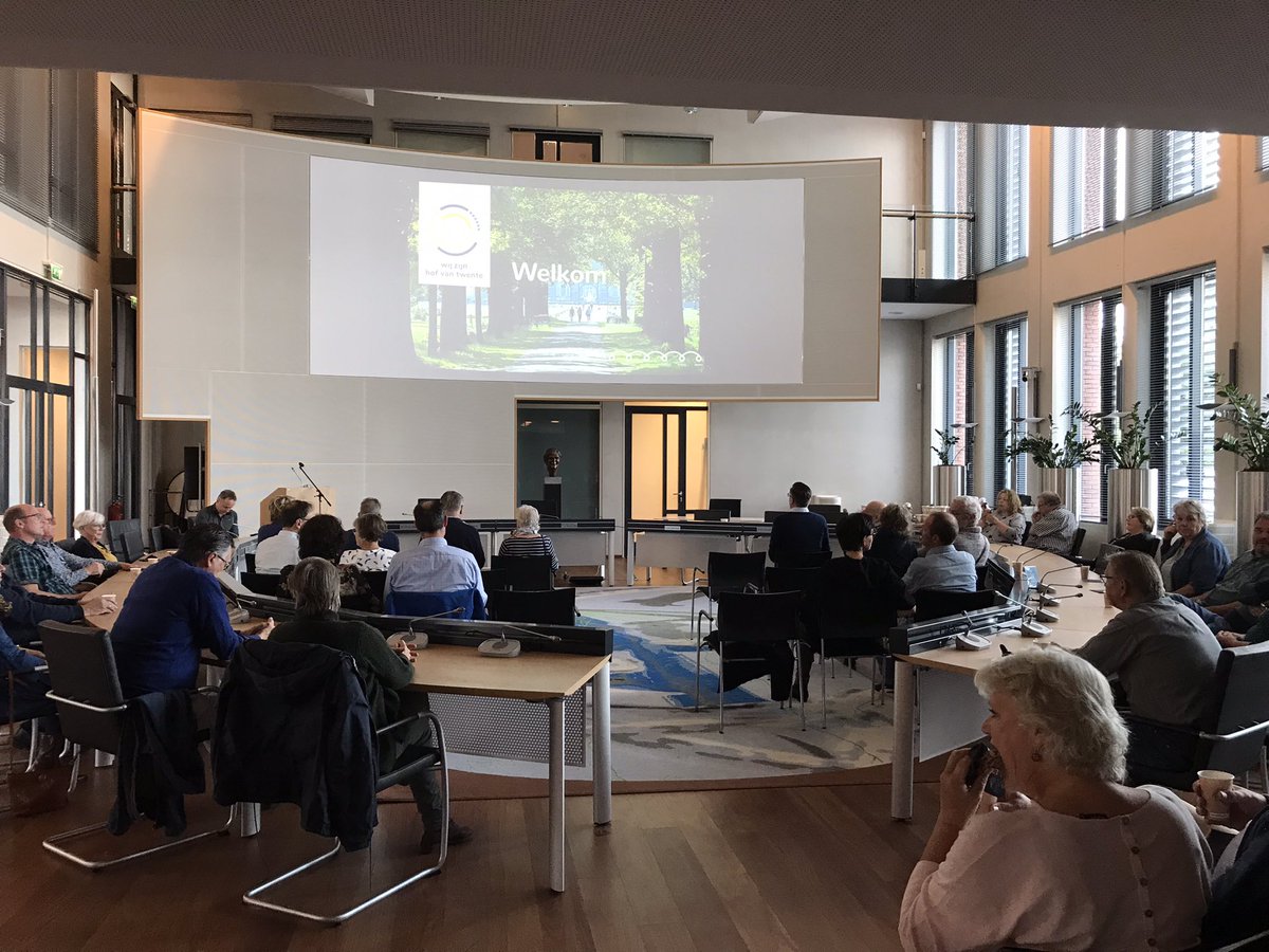Eindelijk kan het weer! Een drukbezochte ochtend voor onze nieuwe inwoners. Van harte welkom in onze <a href="/gemhofvantwente/">Gemeente Hof van Twente</a> <a href="/hof_marketing/">HofMarketing</a>
