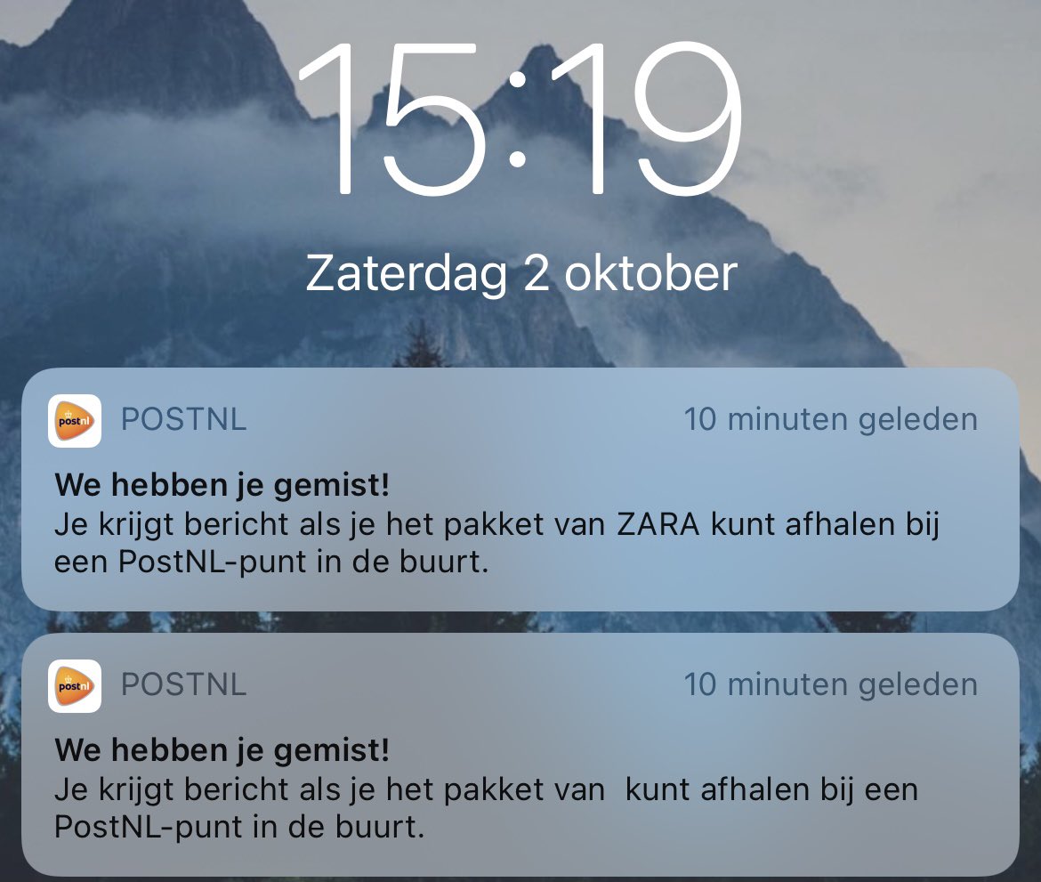 birgitgiezenaar's tweet photo. @PostNL wel gek, gewoon iemand thuis maar toch voor twee pakketjes deze melding krijgen. En op de camera is geen pakketbezorger te bespeuren in het aangegeven tijdvak. Hoe kan dit?! https://t.co/G5ez2CtQSr