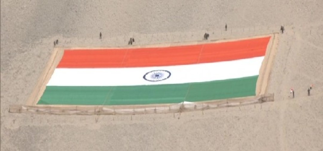 omkarthatte's tweet photo. जब देश का जुनून सवांर होता, तो कुछ भी नामुमकिन नही होता
Love my #India
Adore the #engineerregiment https://t.co/tLZQ7dwxLw
