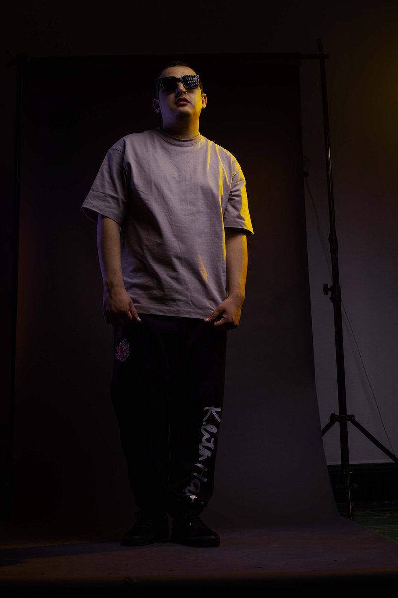 Buen sábado! 👽🔥