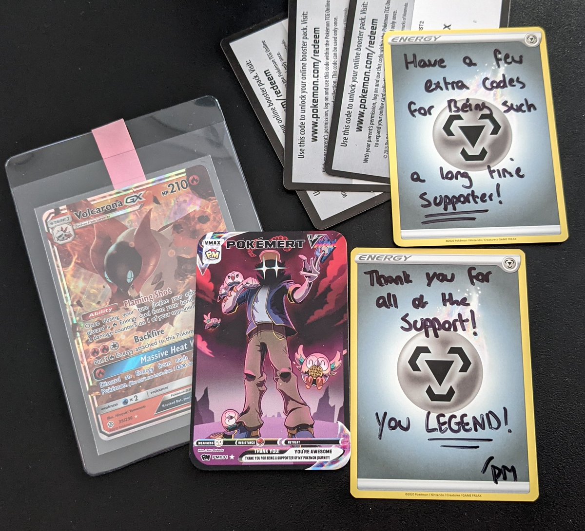 IKAY_SP's tweet photo. I received mail from @PokeMert! The Mert card got a special place in the binder, on the side with my favorites! Thank you so much! #RowletGuy #InTheTub #OnTheScreen https://t.co/iGJ2xwFexk