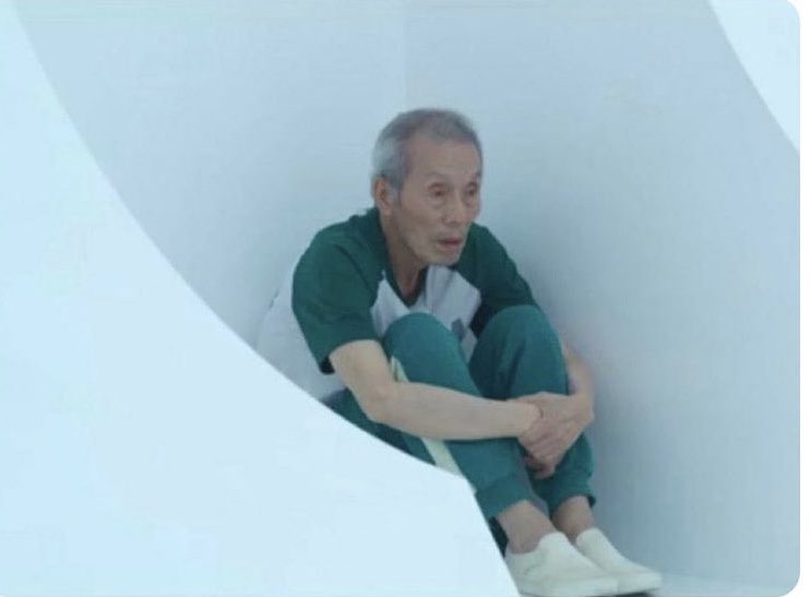 LizerReal's tweet image. realizing 2022 is 3 months away when i'm still processing 2020