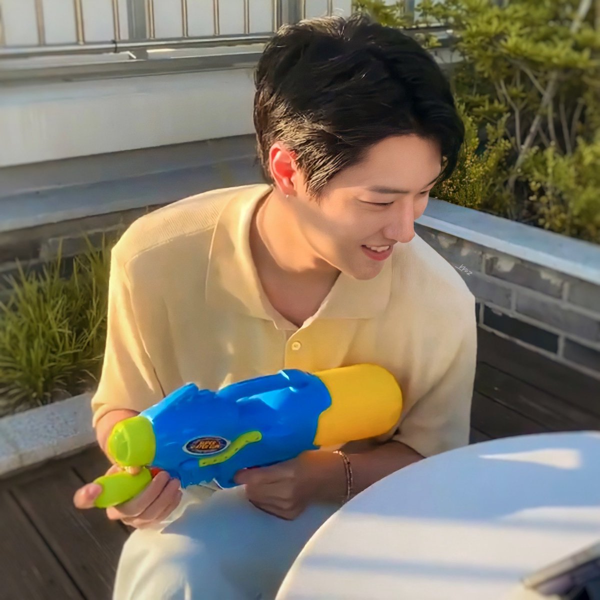 Deleten9's tweet photo. ชอบเซตนี้จริงๆ แสงสวยๆ+ความน่ารักอูจึ🧡🌿☀️♡ https://t.co/FVOLoCASgP