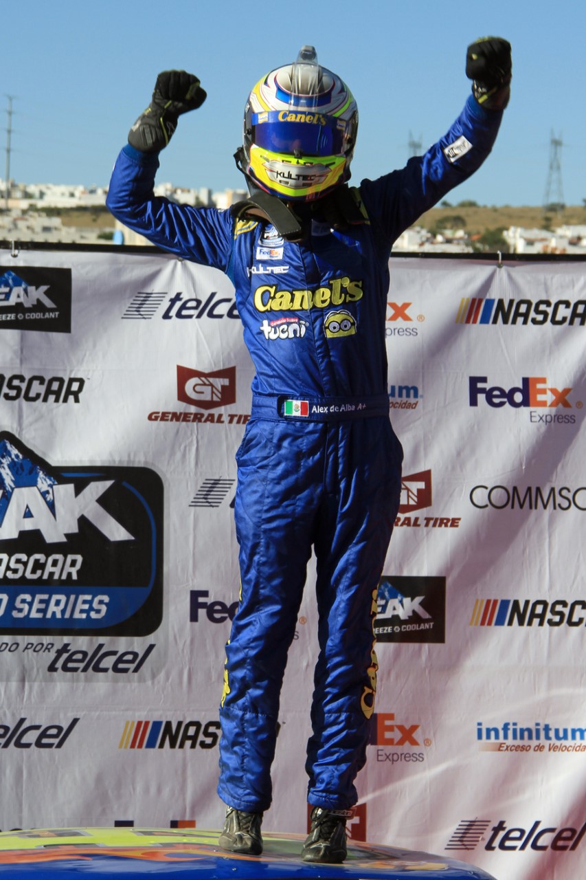 Racing for Hours on Twitter: 