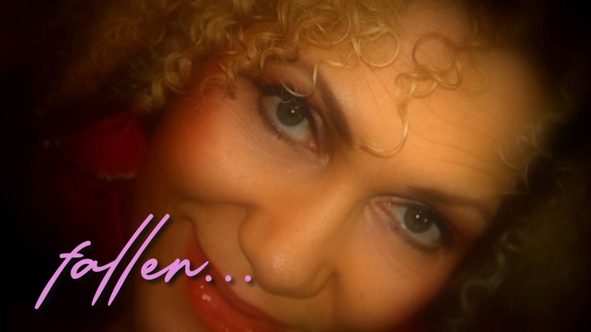 Tomorrow...I have a gift for you... in fact two gifts - early xmas...