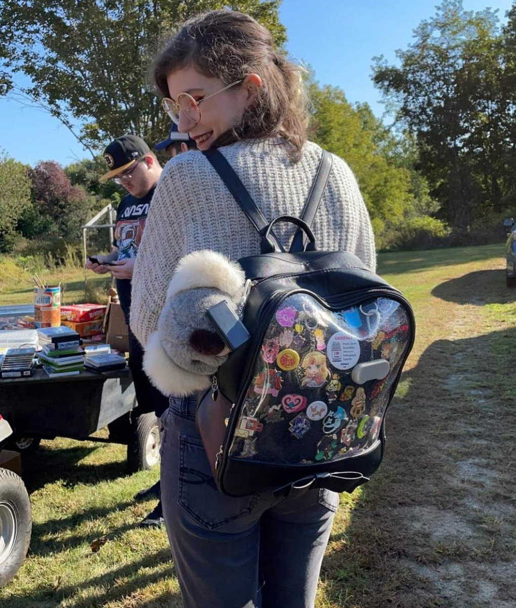 kaiotyk's tweet image. what a fun lil' thrifting day with @clockkeep, @WitchyPancake, &amp;amp; @Siz__119!! 🥰