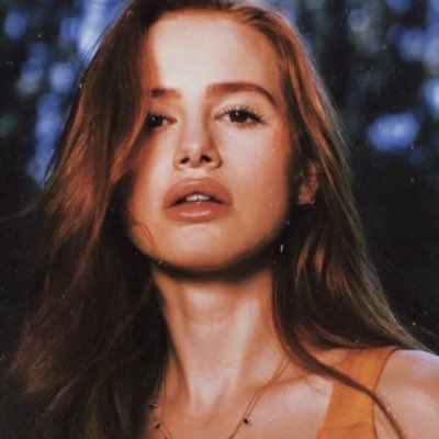 DistinctBelle's tweet image. #NewProfilePic