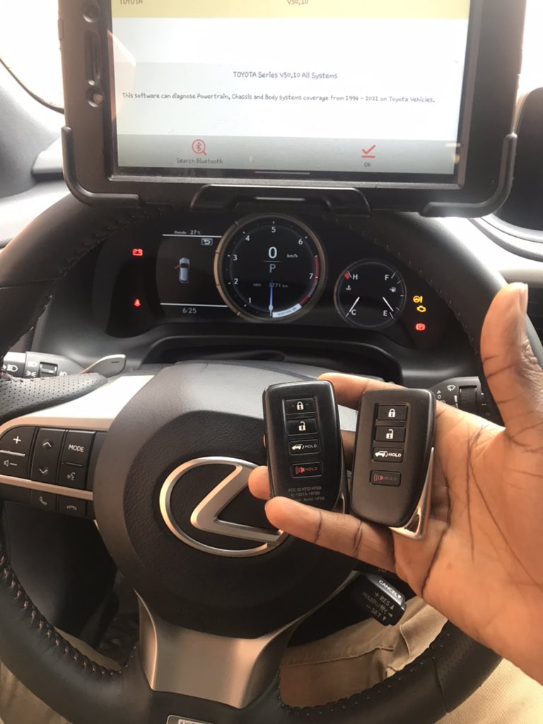 MajorKeyzAlert's tweet photo. 2020 Lexus RX350 F-Sport.. 🔴🔴

We can help procure and program that spare car key today so you don’t have to spend so much when that one and only key is lost. 

The cost of a spare key is a fraction of the amount to reset immobilizer when all keys are lost. https://t.co/ZQstHisqKE