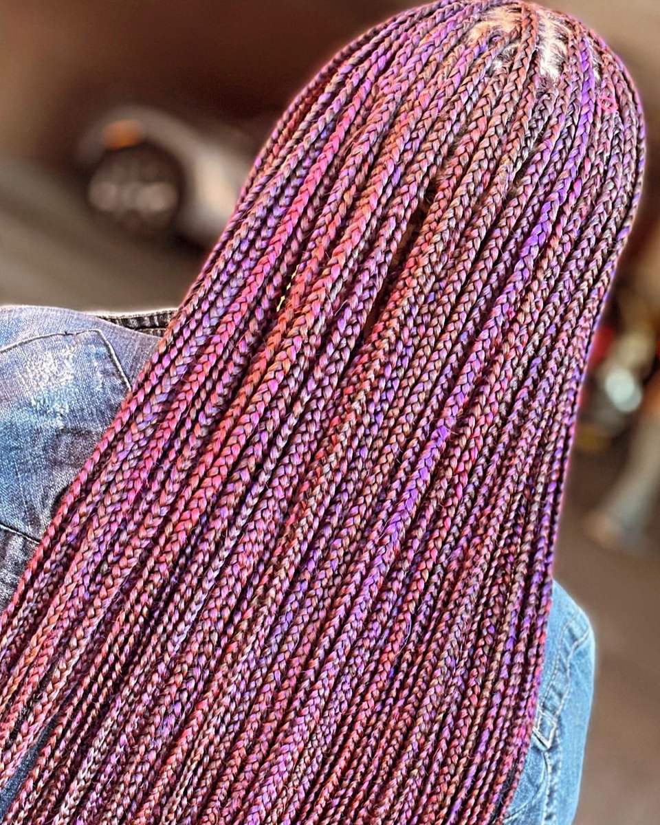 Touchedbytb_'s tweet photo. Color CONTRAST ๐โค๏ธ๐งก #touchedbytb_ #knotlessbraids #clevelandbraider #plaits #smallbraids #longbraids #buttlengthbraids https://t.co/6qFjvmNwi9